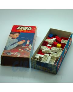 1965 Lego 010 Basic Building Set in Cardboard + Box 01