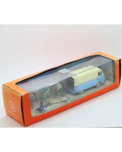 Tintin Transport Diorama 29103 Ambulance Explorers on the Moon BOX ROVINATO B