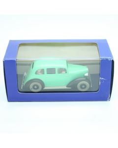 Tintin en Voiture - 2 118 058 La voiture des gangsters de Tintin en Amerique