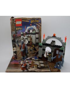 Lego Harry Potter 4712 Il troll sta succedendo A2002 Scatola Danneggiata