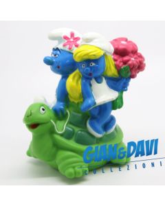 SM_BH_1995 Smurfette on Turtle