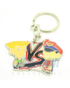 Kidrobot Enamel Keychain - Street Fighter - Giulie Verde Vs Bison