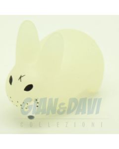 Kidrobot Vinyl Mini Series - Smoking Labbit With Friend Chicken - Clear 2/25