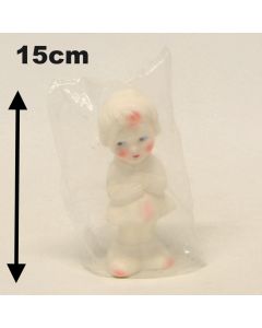 GVPM L Bambina mani al petto