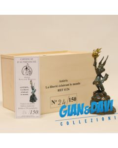 PP 4126 Asterix Libertè Eclairant le Monde