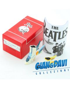 PP 3704 The Beatles Flying Shoes