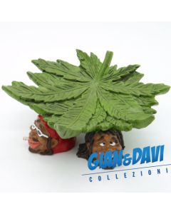 E.S.S.L. Soprammobili Ceramica Rasta Rastaman Marijuana - 5290 Portacenere Foglia poggia su 3 Teste
