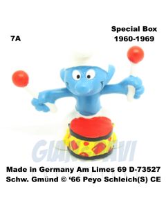 2.0009 Drummer Smurf 7A