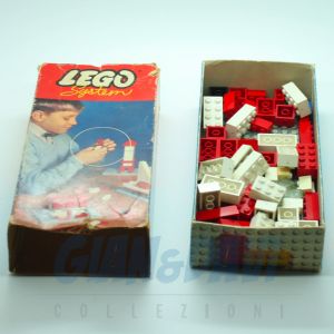 1965 Lego 010 Basic Building Set in Cardboard + Box 02