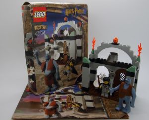 Lego Harry Potter 4712 Il troll sta succedendo A2002 Scatola Danneggiata