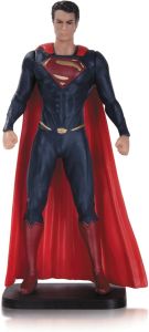 Diamond Comic Distribution DC Comics Superman PVC Figure 3,5"