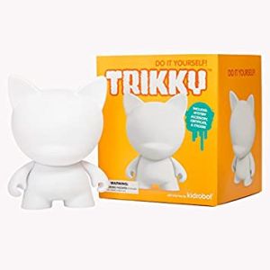 Kidrobot Vinyl Figure Munnyworld Trikky 6.5" White