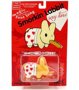 Kidrobot Vinyl - Smorking Labbit Sexy Time Magic Foot Long 2,5"