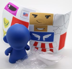 Kidrobot Marvel Micro 2,5" Munny Munnyworld Series 1 - Captain America