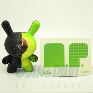 Kidrobot Vinyl Mini Figure - Dunny Azteca 2 - Ahuacatl 1/25