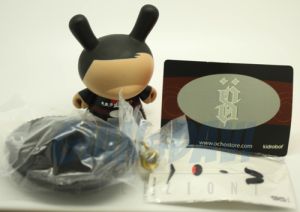 Kidrobot Vinyl Mini Figure - Dunny Azteca 2 - Black El Mariachi 1/25