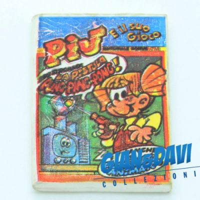 MB-G-SU Più e il suo gioco Bambina A