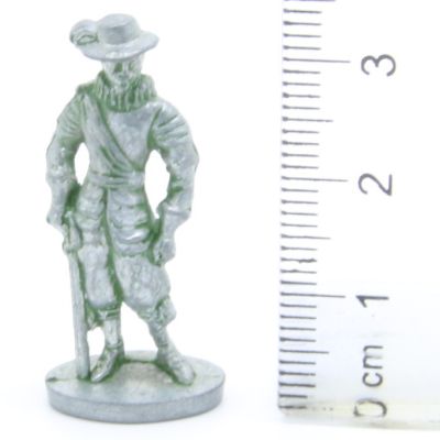 Ferrero Kinder Ü-Ei Soldatini Metallfiguren Musketiere - E28 35mm Eisen Green