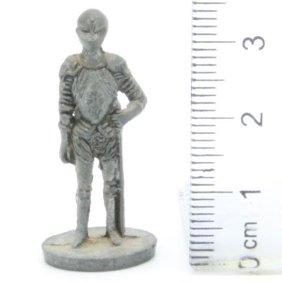 Ferrero Kinder Ü-Ei Soldatini Metallfiguren Ritter - C14 35mm Eisen