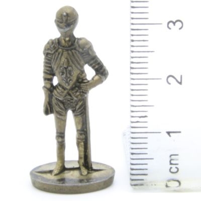 Ferrero Kinder Ü-Ei Soldatini Metallfiguren Ritter - C14 35mm Messing