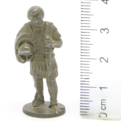 Ferrero Kinder Ü-Ei Soldatini Metallfiguren Romer - 5 40mm Messing Dark