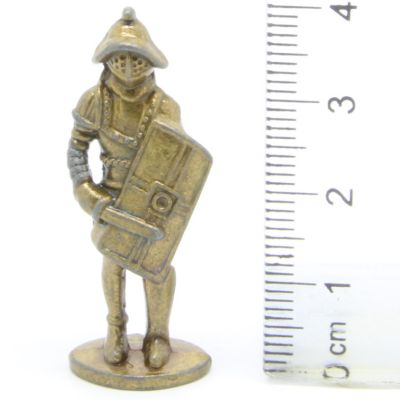 Ferrero Kinder Ü-Ei Soldatini Metallfiguren Romer - 6 40mm Messing