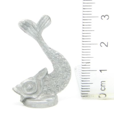 Ü-Ei-MF Tiere auf Sockel Fisch Eisen Opaque