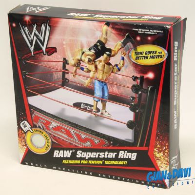 WWE_MT Raw Superstar Ring in Box