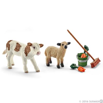 Schleich Farm Life 41422 Set cura stalla con vitello e pecorella