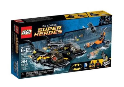 Lego DC Comics Super Heroes 76034 The Batboat Harbour Pursuit A2015