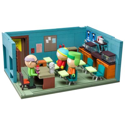 McFarlane Toys Construction Sets - South Park - Cartman, Kyle e Mr Garrison & classroom