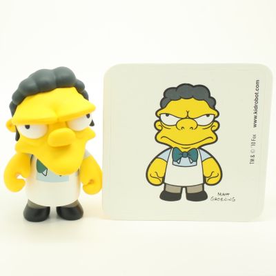Kidrobot Vinyl Mini Figure - Simpsons S2 Moe 1/20
