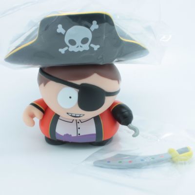 Kidrobot Vinyl Mini Figure - South Park The Many Faces of Cartman - Capitan Cartman 1/40