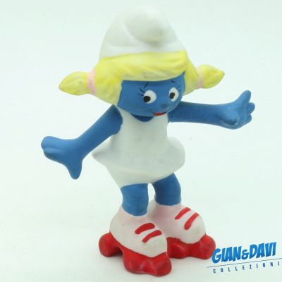 SM_AR_CWB_PO Smurfette A