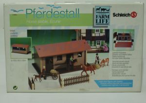 Schleich Farm Life Horse Club 40163 Horse Stable Pferdestall in Original Box