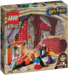 Lego Harry Potter 4722 Gryffindor Dormitory A2001