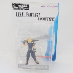 Diamond Comic Final Fantasy VII Trading Arts - #1 Cloud Strife Action Figure