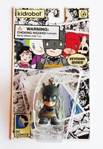 Kidrobot Vinyl - 1.5" DC Comics Universe Keychain Batman
