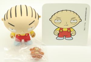 Kidrobot Vinyl Mini Figure - Family Guy Griffin S1 3" Stewie Griffin 2/16