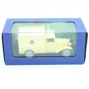 Tintin en Voiture - 2 118 056 A L'ambulance de l'asile des Cigares du Pharaon