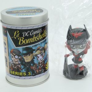 Cryptozoic Lil DC Comics Bombshells Series 3 S3 Batwoman Noir