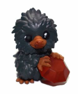 Funko Mystery Minis Fantastic Beasts The Crimes of Grindelwald - Baby Niffler Grey/Ruby 1/12